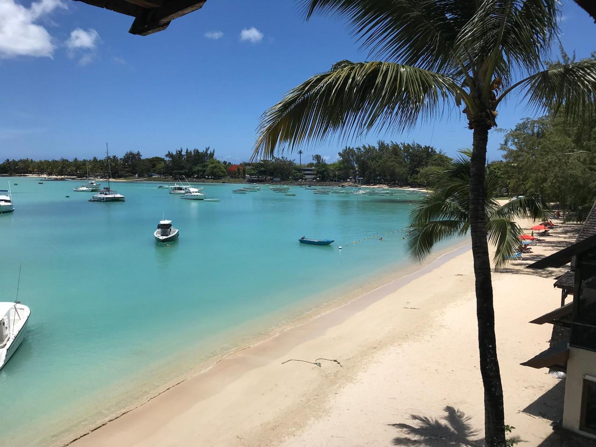 Grand Baie Beach Penthouse エクステリア 写真